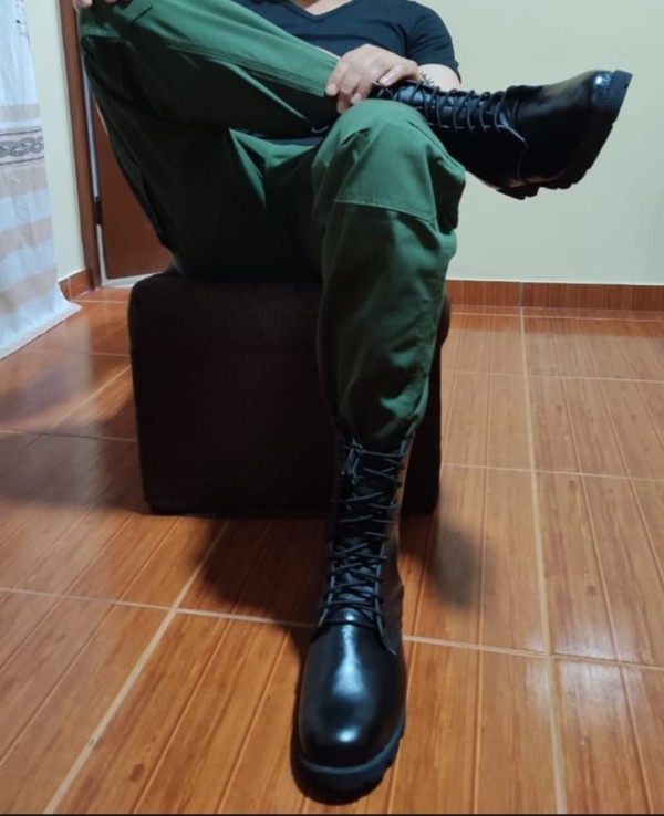 Xtudr - CASADOS EN VALENCIA BUSCO PERROS ESCLAVOS SUMISOS QUE BUSQUEN UN AMO DISCRETO EN VALENCIA. ESCRIBIR AL INTERNO.