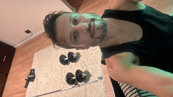 Xtudr - Master seeking slave Hey