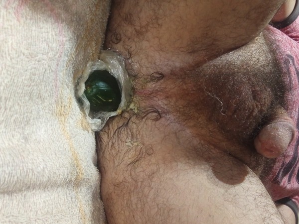Xtudr - Anos reventados  Sentada en pepino