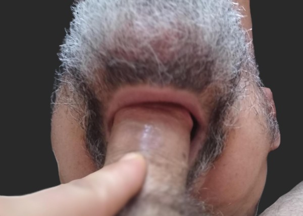 Xtudr - SAUNA CONDAL AMOS ESCLAVOS hola, trabajo cerca de la Sauna, si algun maduro dominante va y quier un mamon obediente...aqui estoy