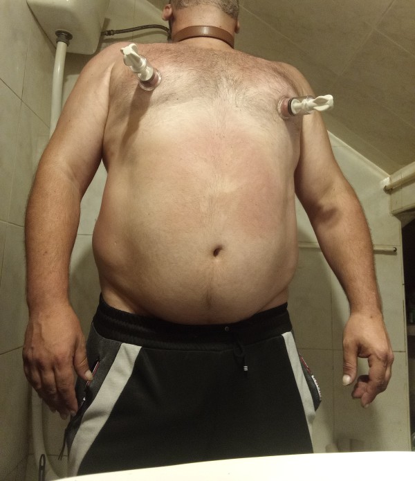 Xtudr - HEAVYS ESPAÑA Ofrezco mi cuerpo de gorda marica a heavy dominante mayor de 20 años que desee humillarme por ser maricon y pasivo 100%
Estoy en la provincia de Alicante y si no es muy lejos puedo desplazarme  y que me humilles como merezco. A sus pies 